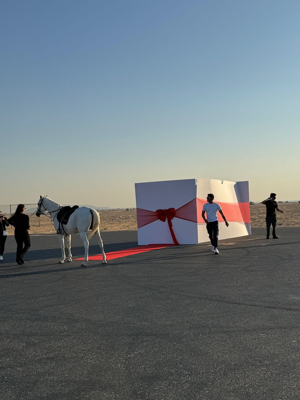 car gift box dubai,sharjah,ajman